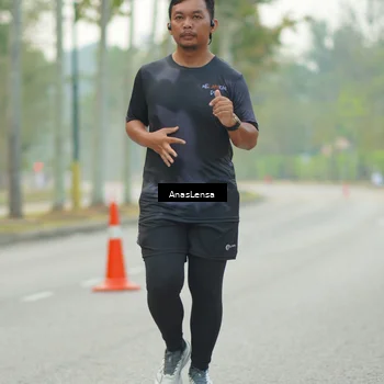 Runner Photo 8200280