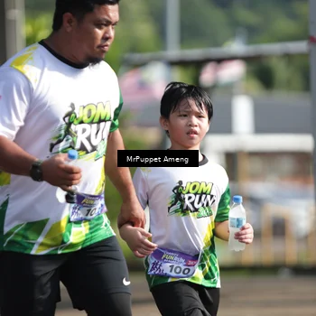 Runner Photo 8200298