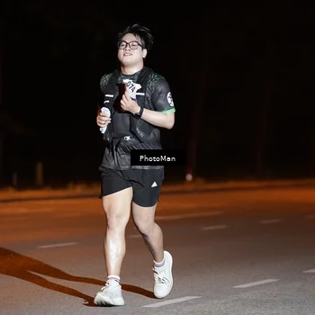 Runner Photo 8200299