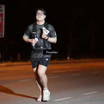 Runner Photo 8200305
