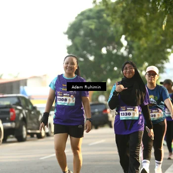 Runner Photo 8200313
