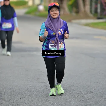 Runner Photo 8200331