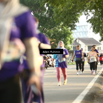 Runner Photo 8200333