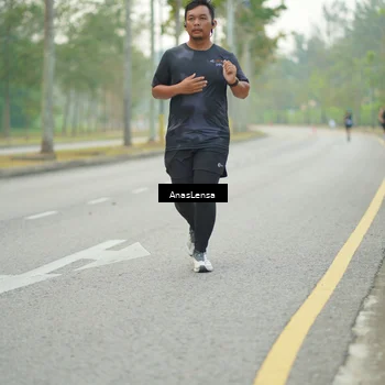 Runner Photo 8200401