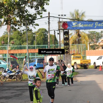 Runner Photo 8200442