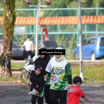Runner Photo 8200464