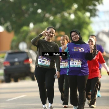 Runner Photo 8200470