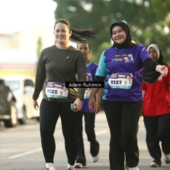 Runner Photo 8200512