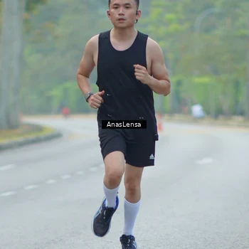 Runner Photo 8200518