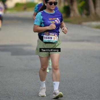 Runner Photo 8200530