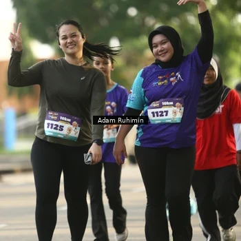 Runner Photo 8200537