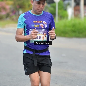 Runner Photo 8200560