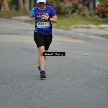 Runner Photo 8200568