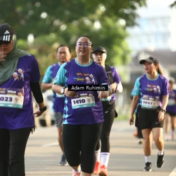 Runner Photo 8200584
