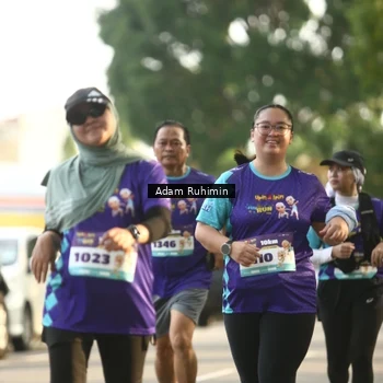 Runner Photo 8200611