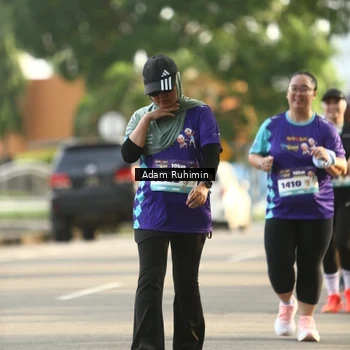Runner Photo 8200615