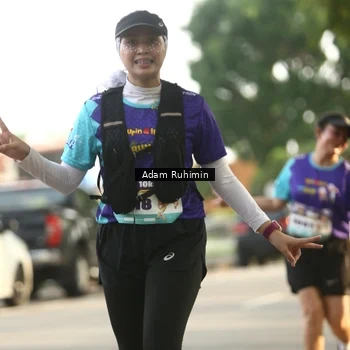 Runner Photo 8200617