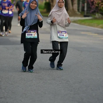 Runner Photo 8200619