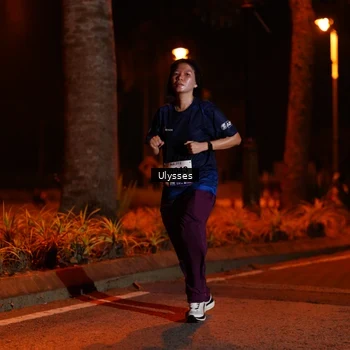 Runner Photo 8200639