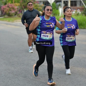 Runner Photo 8200646