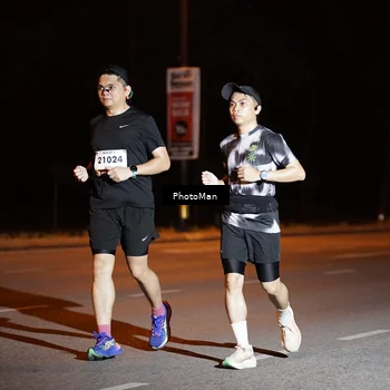 Runner Photo 8200660