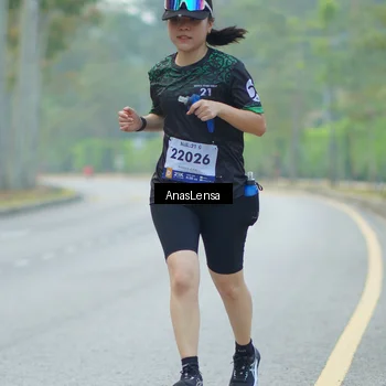 Runner Photo 8200663