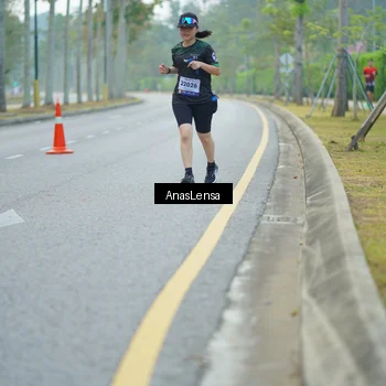 Runner Photo 8200683