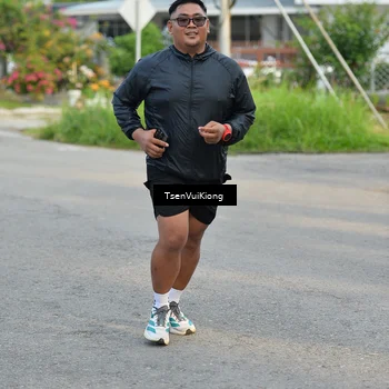 Runner Photo 8200698