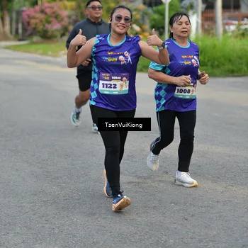 Runner Photo 8200702