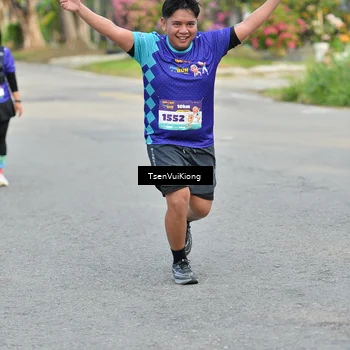 Runner Photo 8200725