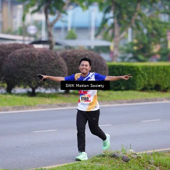 Runner Photo 8200750
