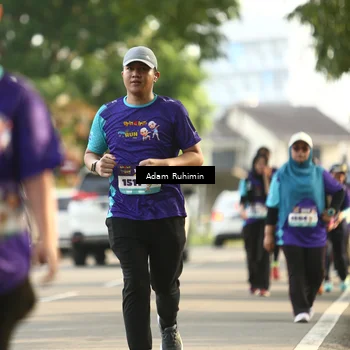 Runner Photo 8200763