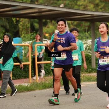 Runner Photo 8200798
