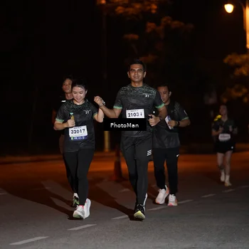 Runner Photo 8200828