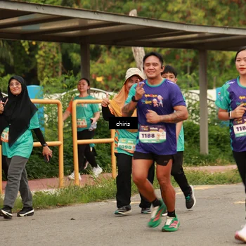 Runner Photo 8200857