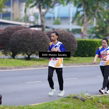 Runner Photo 8200871