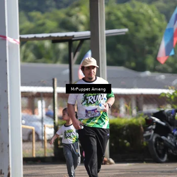 Runner Photo 8200877