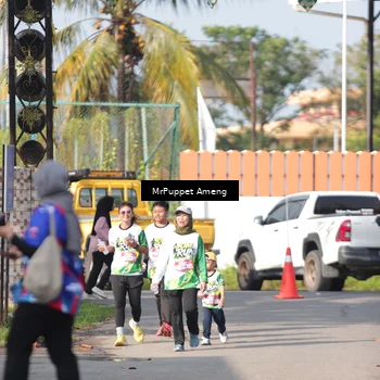 Runner Photo 8200886