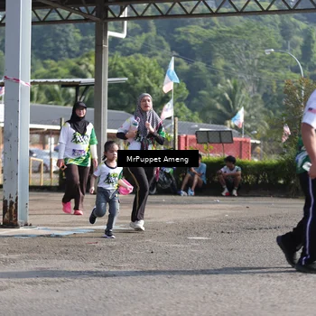 Runner Photo 8200898
