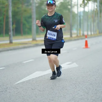 Runner Photo 8200908