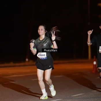 Runner Photo 8200973