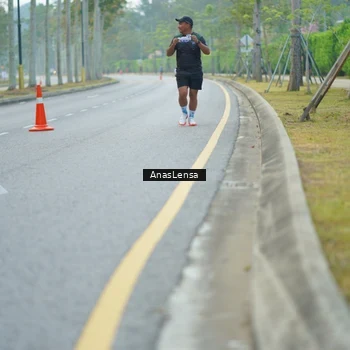 Runner Photo 8200991