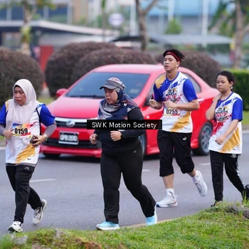 Runner Photo 8200996
