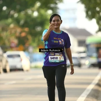 Runner Photo 8201003