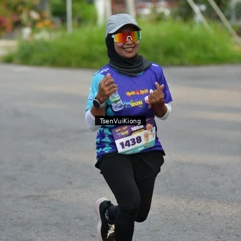 Runner Photo 8201007