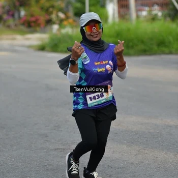 Runner Photo 8201020