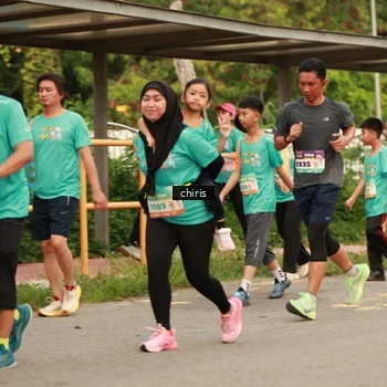 Runner Photo 8201044