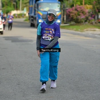 Runner Photo 8201060