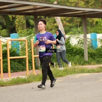 Runner Photo 8201061