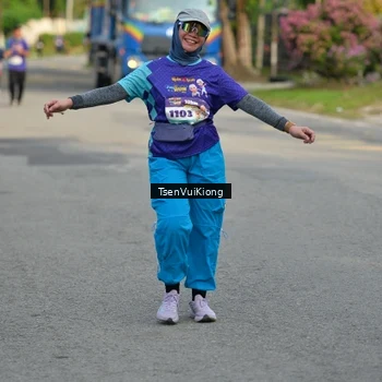 Runner Photo 8201070